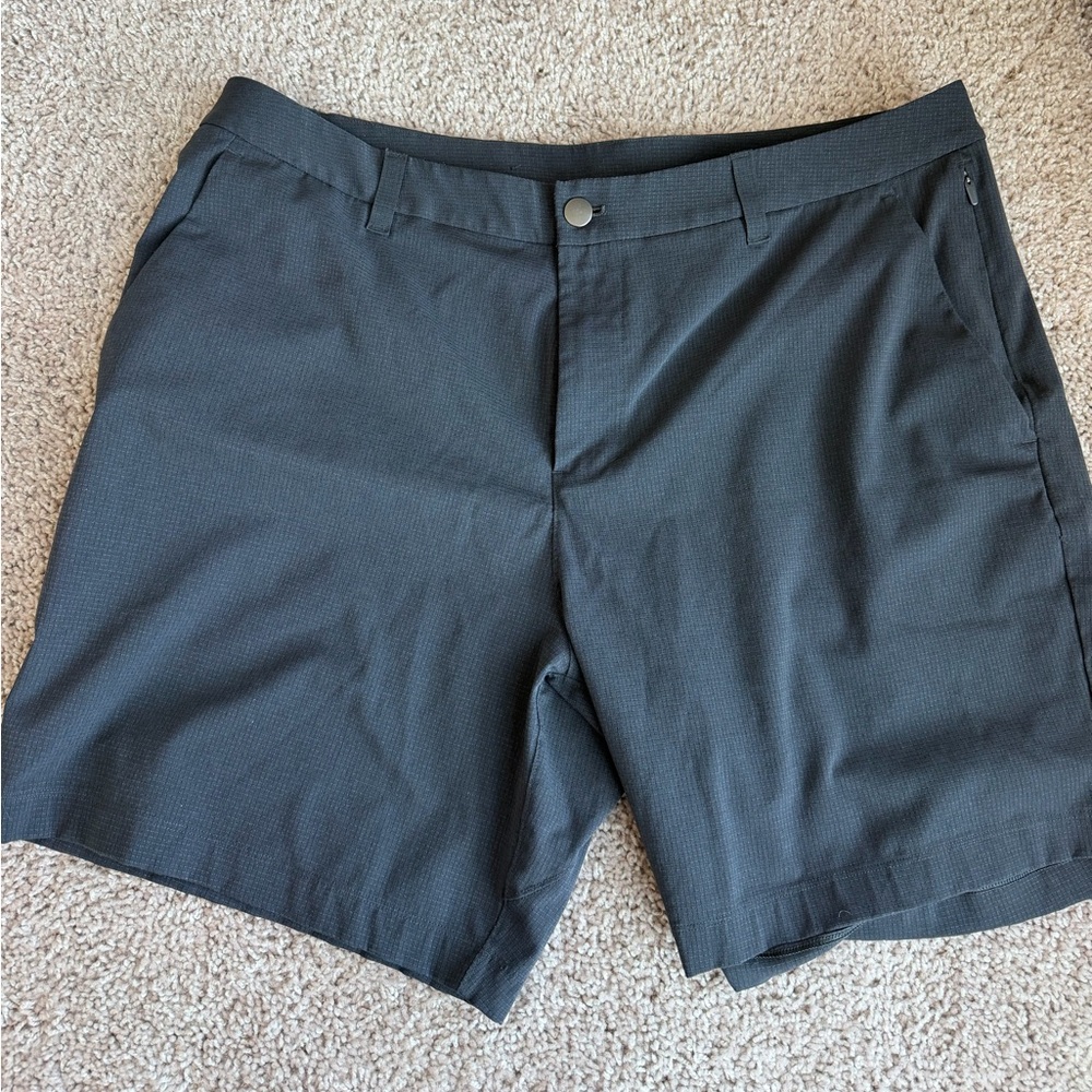 Lulu ABC Classic-Fit Short 7inch